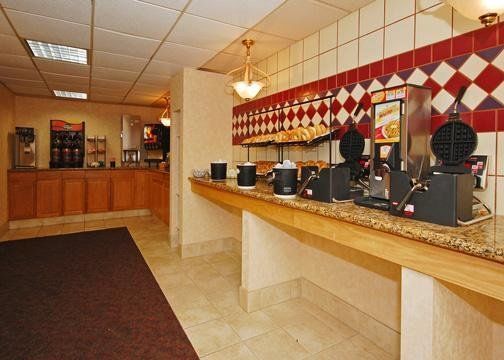 Hotel Express & - Area By Ihg 2*
