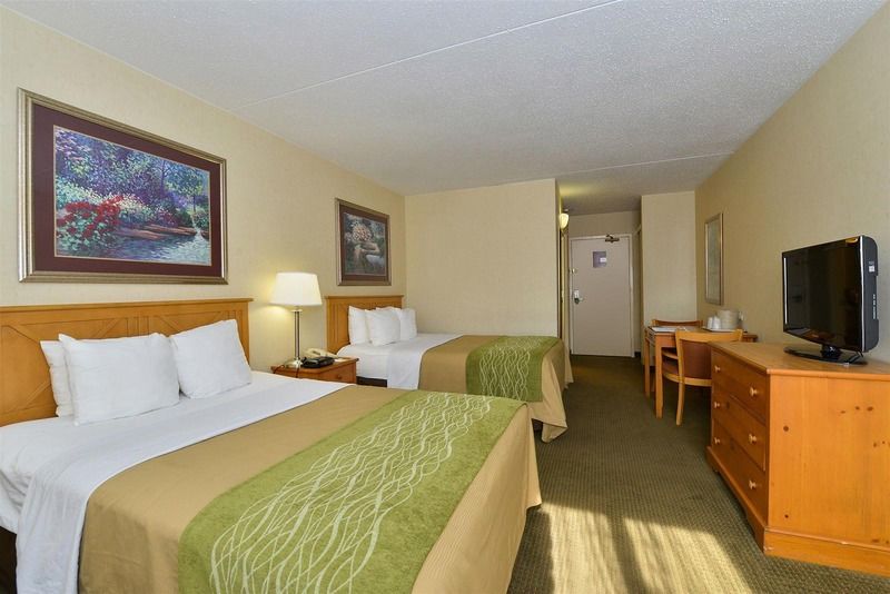 Express & - Area By Ihg College Park