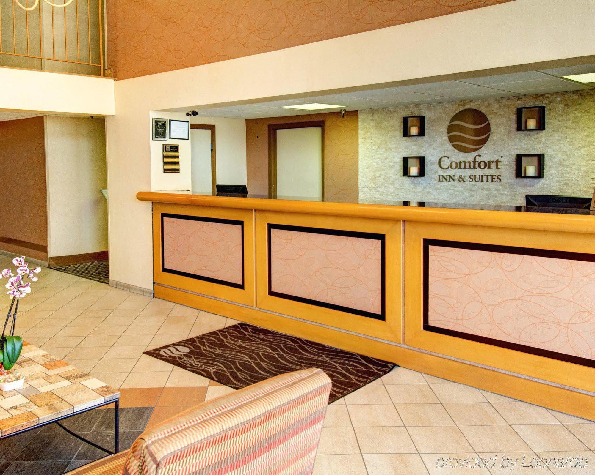 Express & - Area By Ihg 2* College Park