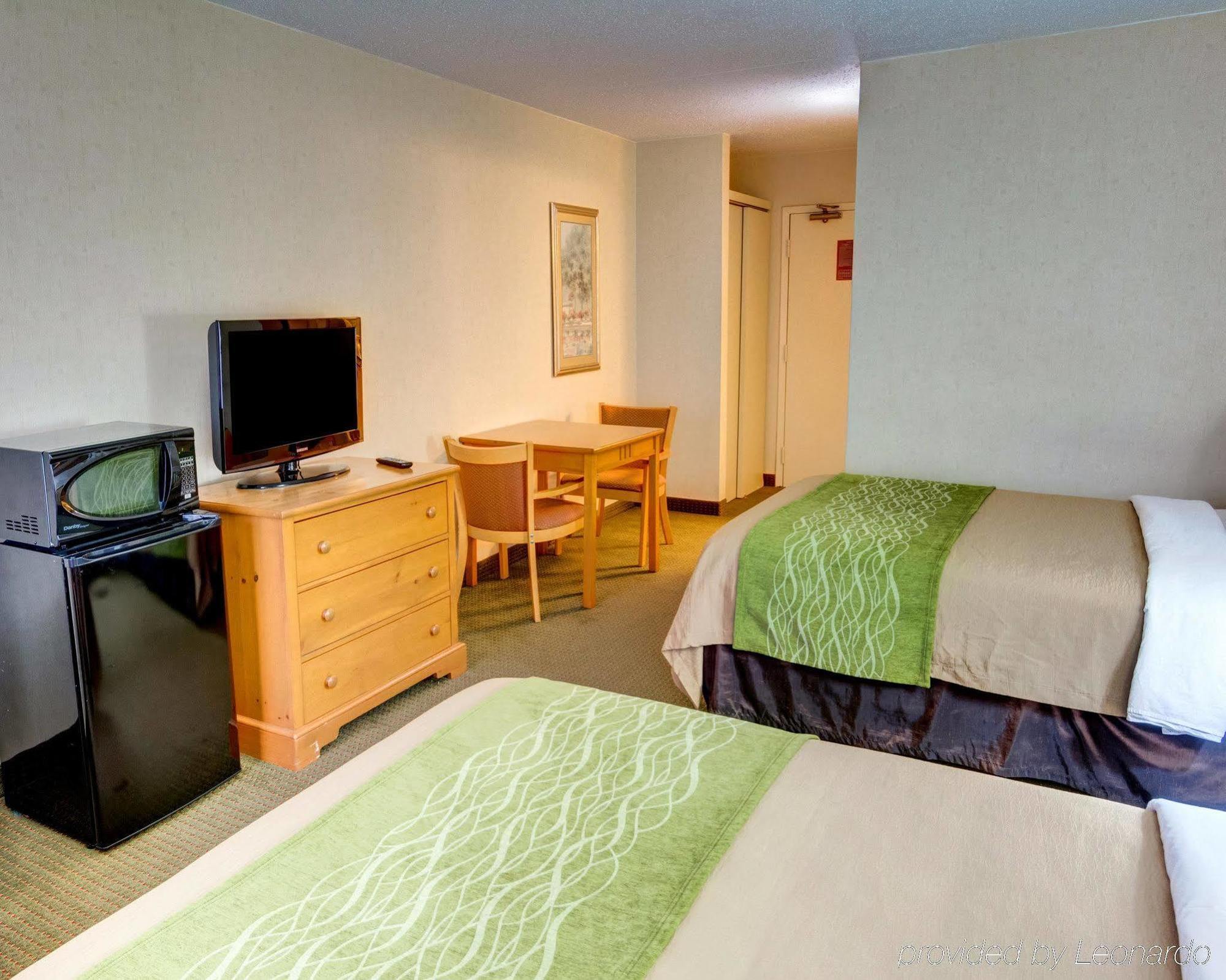 Express & - Area By Ihg 2*